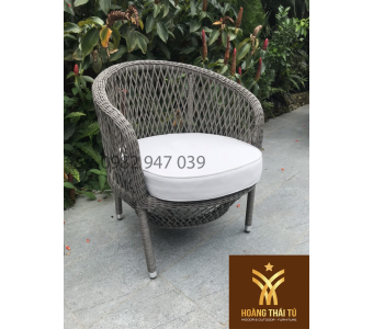 ghe-ban-cong- ghe-cafe-nhua-gia-may-ngoai-troi-d2